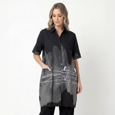Artistic Print Button-Front Tunic in Black-OS