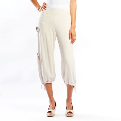 Side Button Detail Jogger Capris in Linen