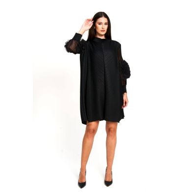 Ruffle Sleeve Plissé Detail Dress in Black-OS