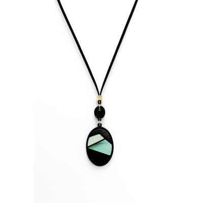 Oval Pendant Necklace in Black & Green