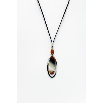 Double Oval Pendant Necklace in Brown