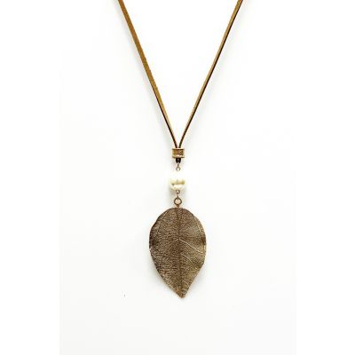Plated Leaf Necklace in Rose Gold