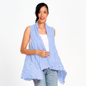 Honeycomb Vest in Sky