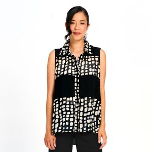 Print Detail Button Down Top in Dot