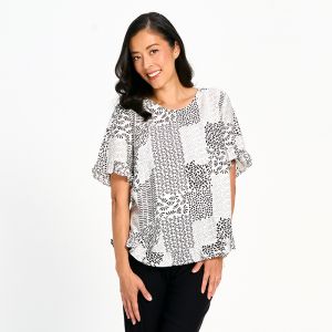 Gentle Ruffle Printed Faux Linen Top in Black