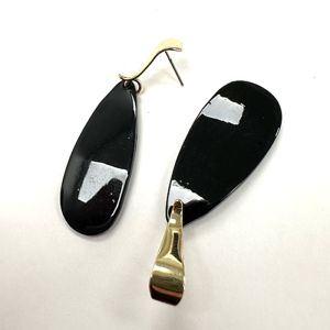 Flat Teardrop Earrings in Black